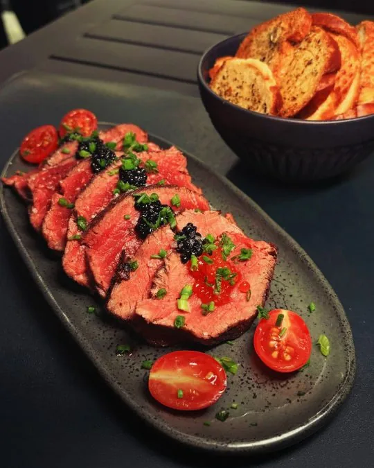 Carne Serenada com Mandioca